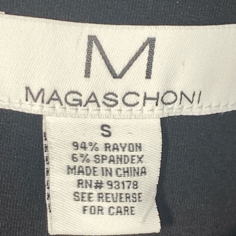 Magaschoni Women's Solid Button Front Notch Lapel… - image 2